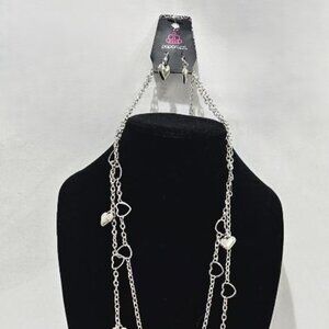 New SILVER LONG CHAIN HEART CHARMS W HEART DANGLE EARRINGS  VALENTINE'S DAY GIFT